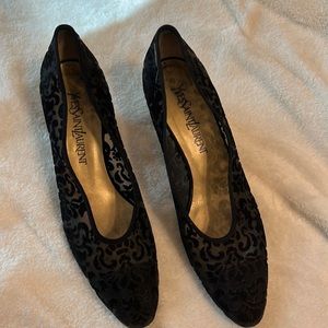Yves Saint Laurent vintage size 8, black brocade sheer, 2” heel made in Italy